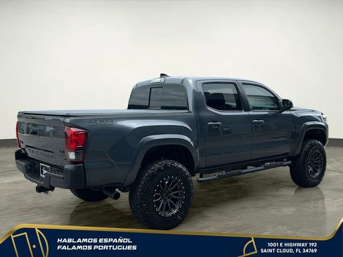 Used 2023 Toyota Tacoma SR5 AWD/4WD image 6