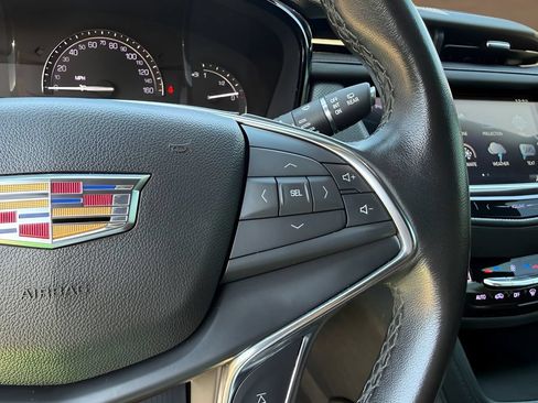 Used 2019 Cadillac XT5 Premium Luxury w/ Driver Assist Package AWD/4WD image 19