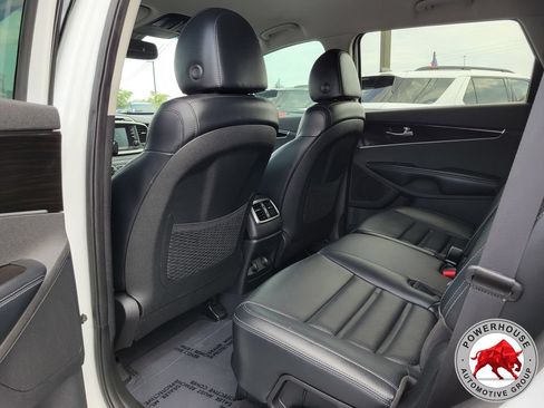 Used 2019 Kia Sorento EX FWD image 16