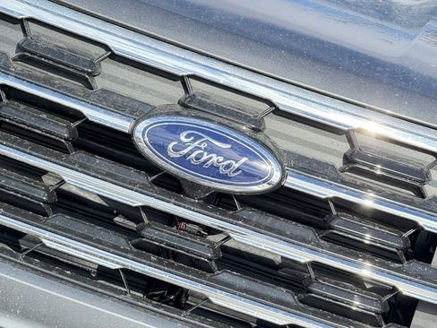 New 2026 Ford Explorer Active w/ Active Comfort Package image 3