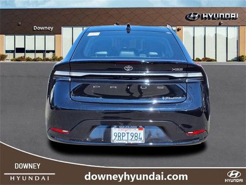 Used 2024 Toyota Prius Prime Premium image 4