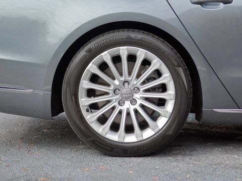 Used 2015 Audi A8 L 4.0T w/ Premium Package image 33