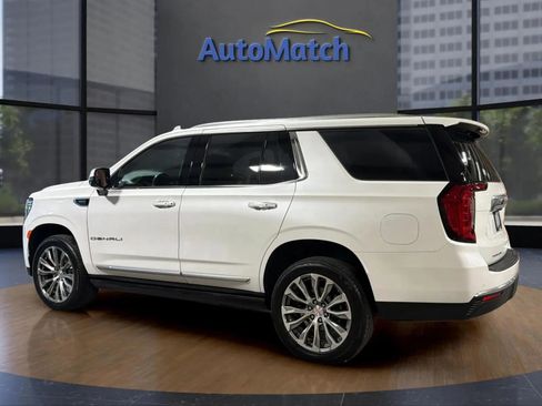 Used 2021 GMC Yukon Denali w/ Denali Premium Package image 8