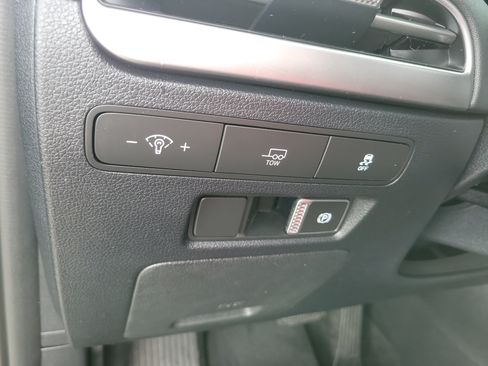 Used 2023 Hyundai Palisade SE AWD/4WD image 21