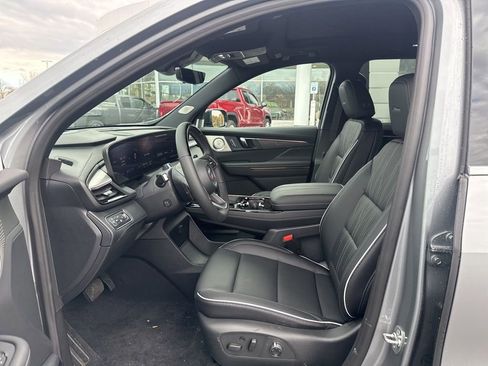 New 2026 Buick Enclave Avenir w/ Super Cruise Package image 9