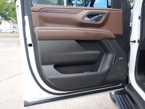 Used 2022 Chevrolet Tahoe High Country image 19