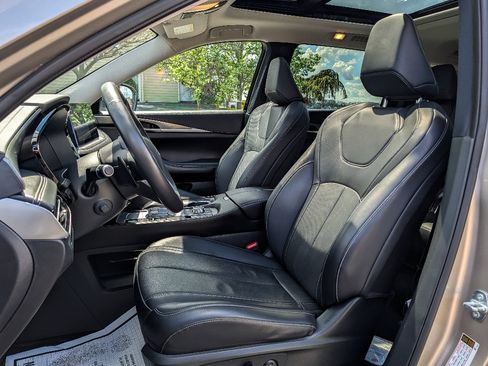 Used 2023 INFINITI QX60 Luxe image 14