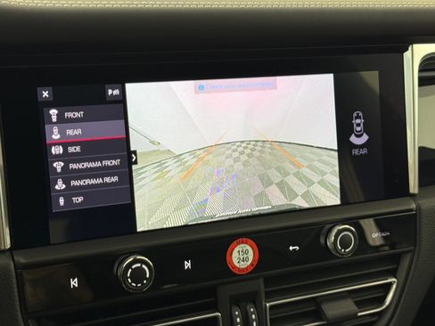 Certified 2026 Porsche Macan Turbo AWD/4WD image 20