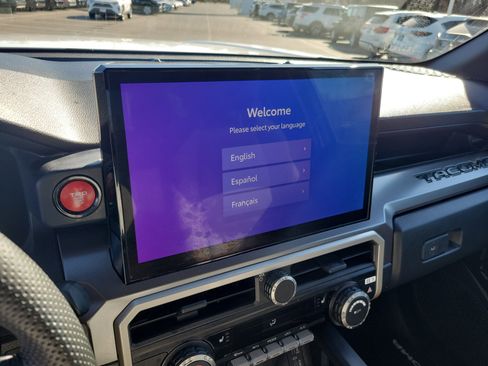 Certified 2025 Toyota Tacoma TRD Off-Road image 27