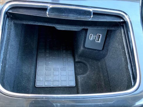 Used 2022 Lincoln Nautilus Reserve image 34