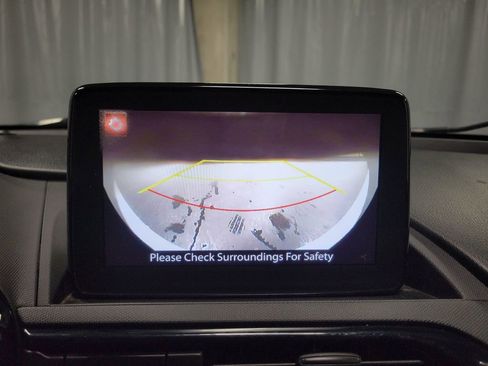 Used 2019 MAZDA MX-5 Miata Sport image 23