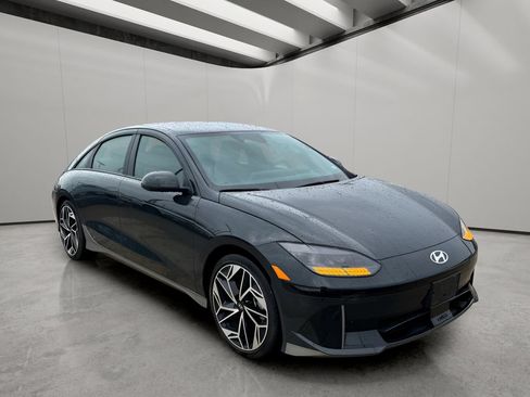 Used 2023 Hyundai Ioniq 6 SEL RWD image 7