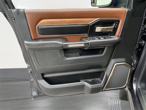 Used 2021 RAM 2500 Limited image 25