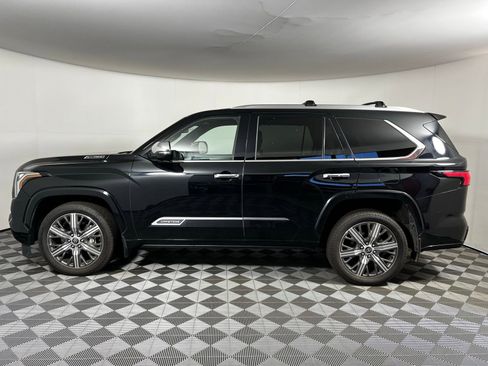 Used 2023 Toyota Sequoia Capstone image 8