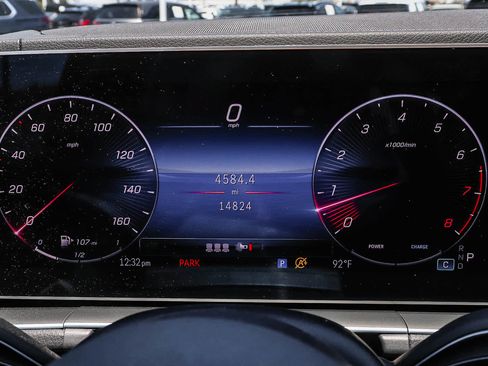 Used 2024 Mercedes-Benz GLE 350 4MATIC image 33