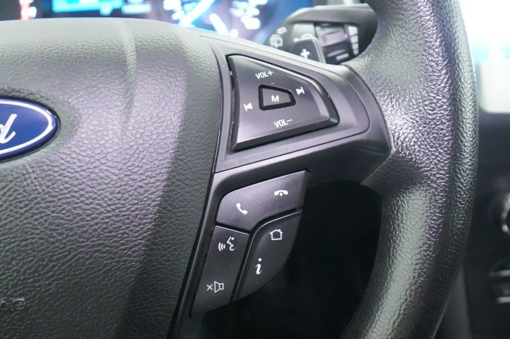 Used 2020 Ford Edge SE AWD/4WD image 32