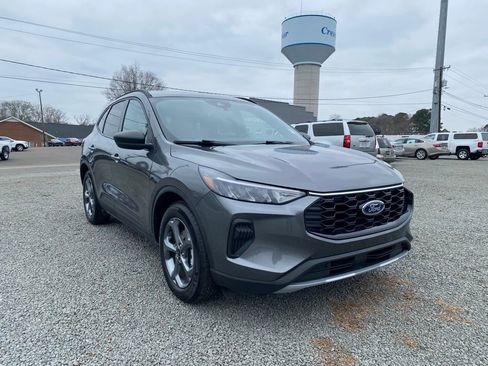 Used 2025 Ford Escape ST-Line image 1