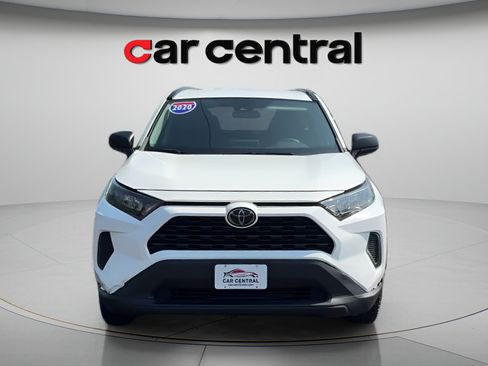 Used 2020 Toyota RAV4 LE w/ Carpet Mat Package AWD/4WD image 8