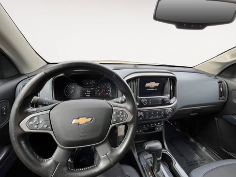 Used 2021 Chevrolet Colorado Z71 AWD/4WD image 10