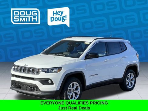 New 2026 Jeep Compass Latitude AWD/4WD image 1