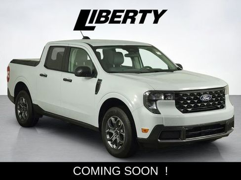 Used 2025 Ford Maverick XLT image 1