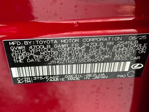 Certified 2025 Lexus IS 350 F Sport image 33