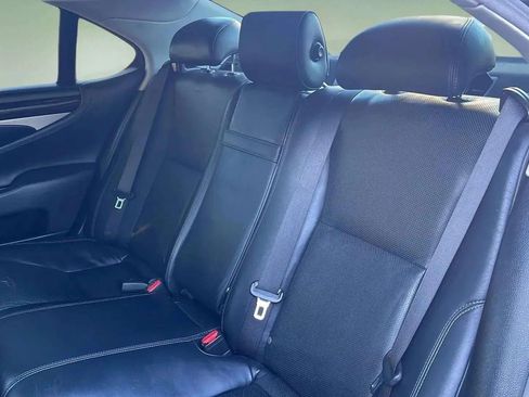 Used 2014 Lexus LS 460 AWD image 20