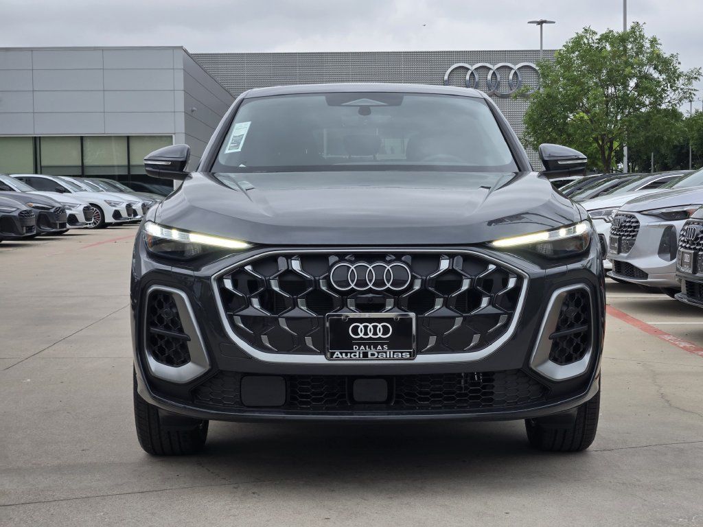 Used 2026 Audi Q5 Premium Plus w/ Premium Plus AWD/4WD image 4