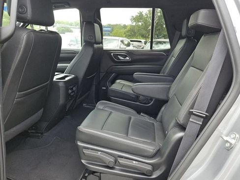Used 2024 Chevrolet Tahoe LT RWD image 5