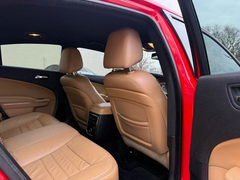 Used 2014 Dodge Charger SXT Plus image 16