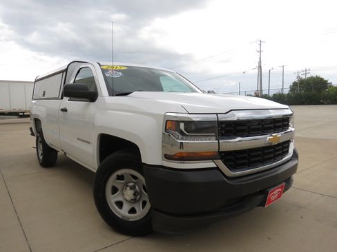 Used 2017 Chevrolet Silverado 1500 W/T w/ Trailering Package RWD image 2