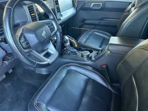 Used 2024 Ford Bronco Badlands AWD/4WD image 9