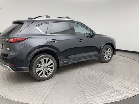Used 2024 MAZDA CX-5 Signature image 2