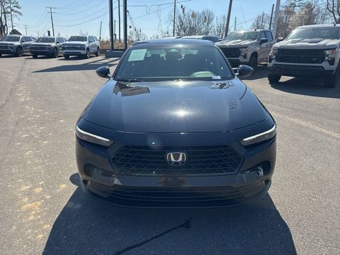 Used 2025 Honda Accord Sport image 8