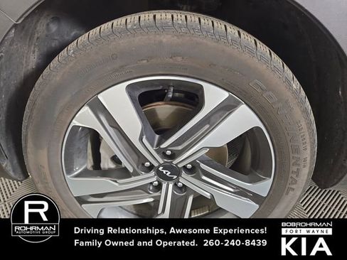 Certified 2023 Kia Sorento SX Prestige image 13