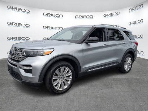 Used 2023 Ford Explorer Limited w/ Equipment Group 301A image 3