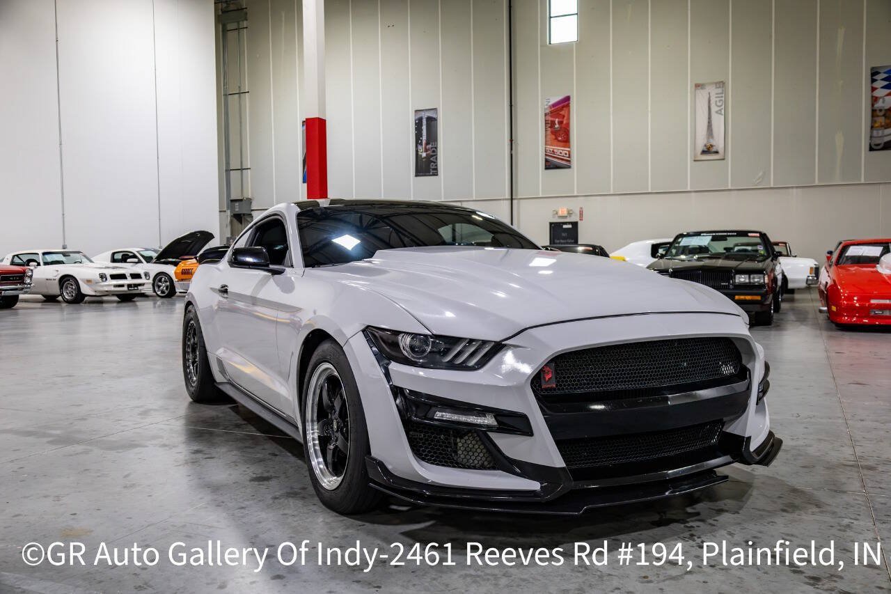 Used 2016 Ford Mustang GT RWD image 9