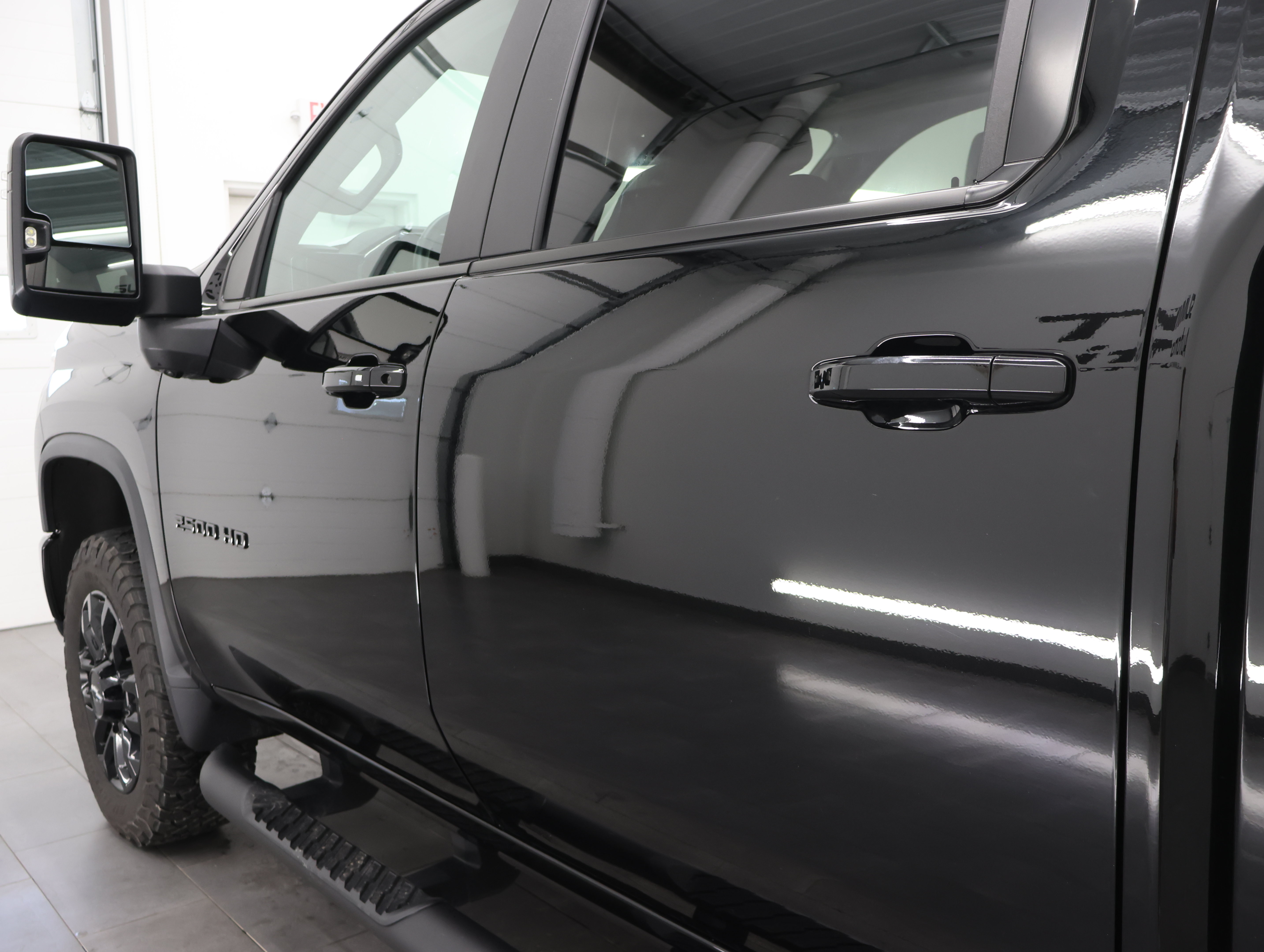 Used 2025 Chevrolet Silverado 2500 LT w/ Trail Boss Package AWD/4WD image 40