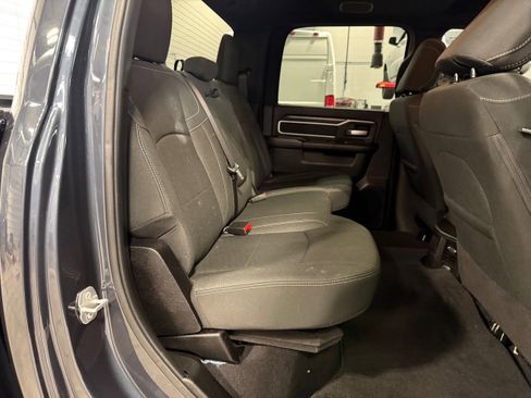 Used 2025 RAM 2500 Big Horn AWD/4WD image 18