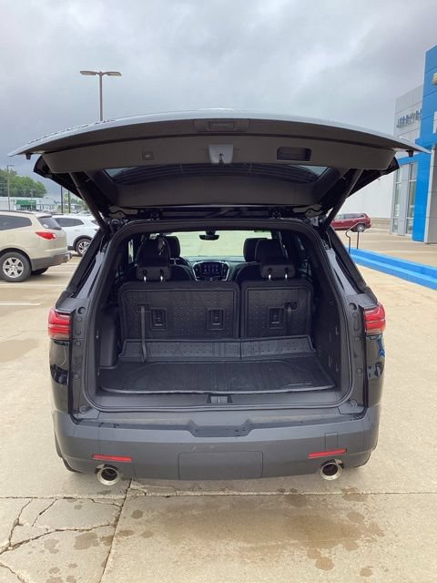 Used 2023 Chevrolet Traverse LT w/ LT Premium Package AWD/4WD image 6