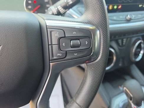 Used 2024 Chevrolet Blazer LT w/ Convenience Package FWD image 20