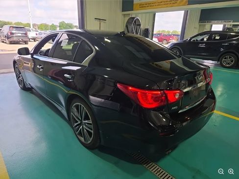 Used 2015 INFINITI Q50 Premium w/ Deluxe Touring Package AWD/4WD image 2