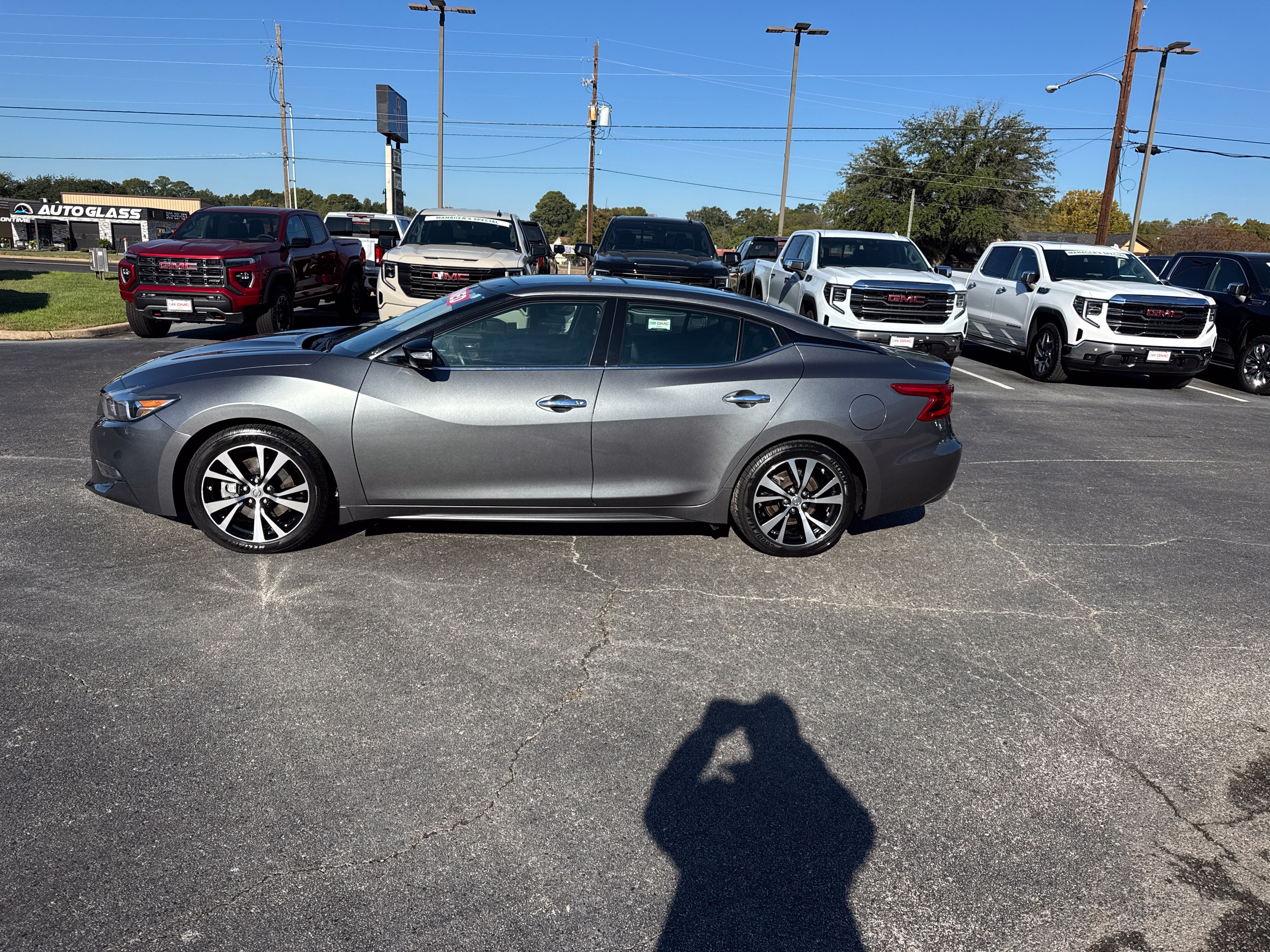 Used 2018 Nissan Maxima Platinum FWD image 2