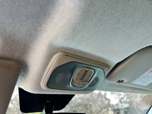 Used 2021 RAM ProMaster 2500 image 19