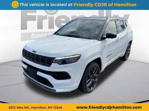 Used 2025 Jeep Compass Limited w/ Driver Assist Group I AWD/4WD image 1