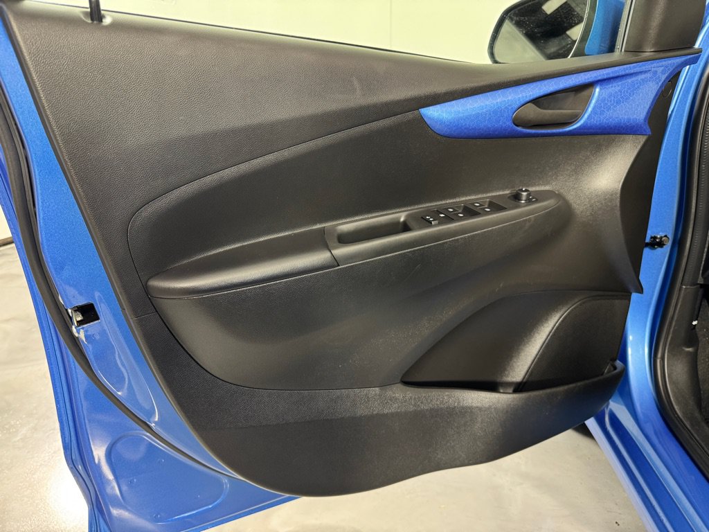Used 2018 Chevrolet Spark LT FWD image 11