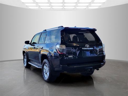 Used 2019 Toyota 4Runner SR5 Premium image 7