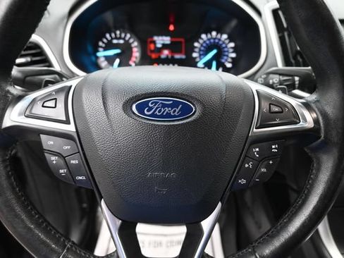 Used 2017 Ford Edge SEL AWD/4WD image 15