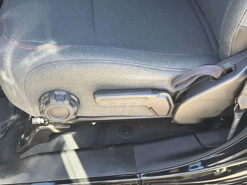 Used 2024 Jeep Wrangler Unlimited Rubicon w/ Technology Group image 23