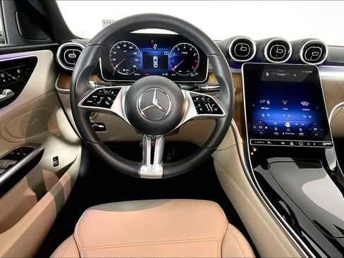 Used 2024 Mercedes-Benz C 300 Sedan image 5